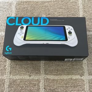 Logitech G Cloud Gaming Handheld Console - Like New!
